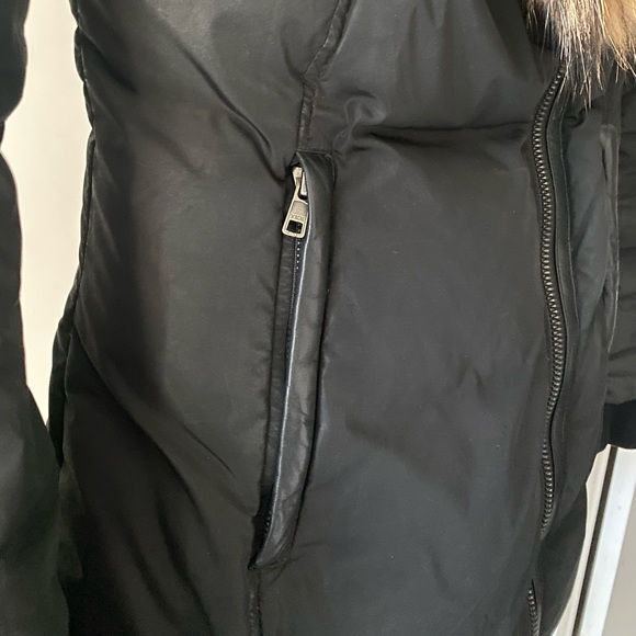 ***SOLD ON ANOTHER APP*** Mackage Adali Down Winter Jacket - Picture 4 of 15